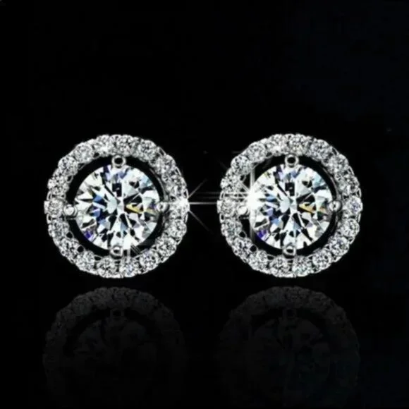 Luxury White Zircon Sterling Silver Stud Earrings, wow Earrings, cute Earrings. - Picture 5 of 5